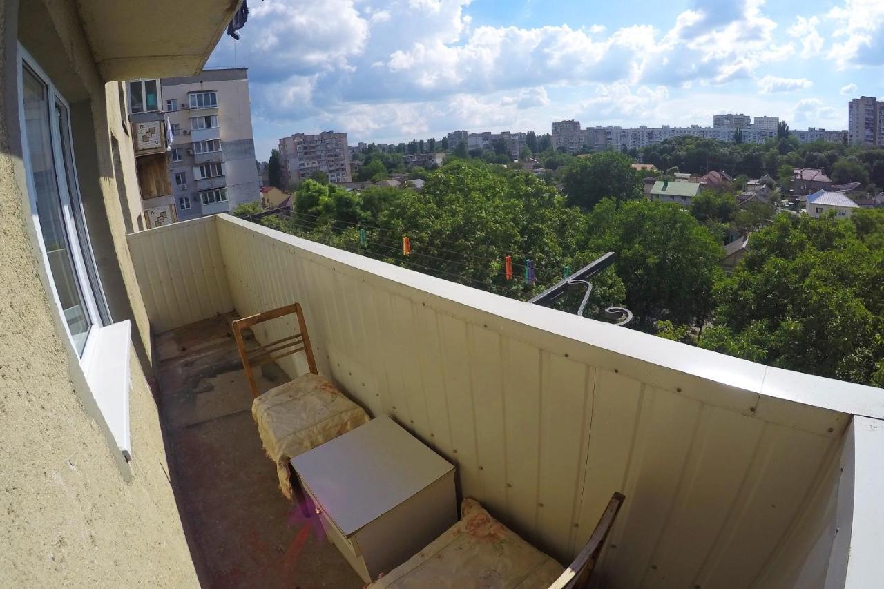 Уютная Квартира Со Свежим Ремонтом Odessa Exterior foto